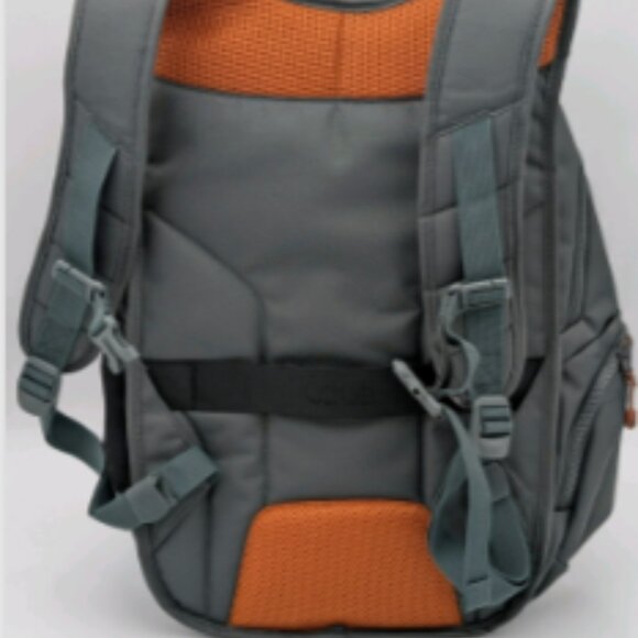 Lolë Quilted Laptop Backpack GRAY/COPPER - Picture 4 of 6
